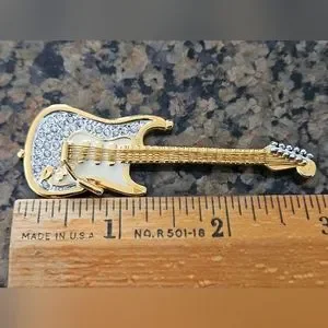 オリバーウェーバー　スワロフスキー　クリスタル　ギター　置物　芸術　オーストリア オリバーウェーバー スワロフスキー クリスタル ギター 置物 芸術